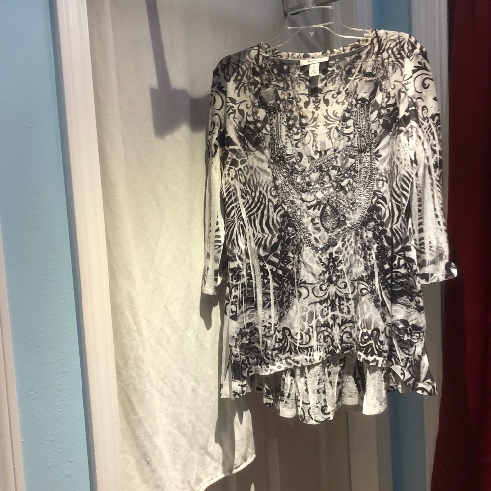 Black and white blouse